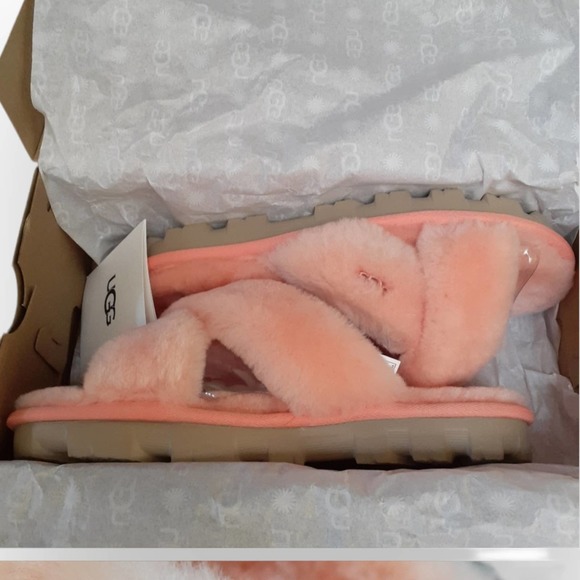 Nib UGG Fuzzette Beverly Pink Criss Cross Strap Fur Slippers Size 5 - Picture 4 of 12